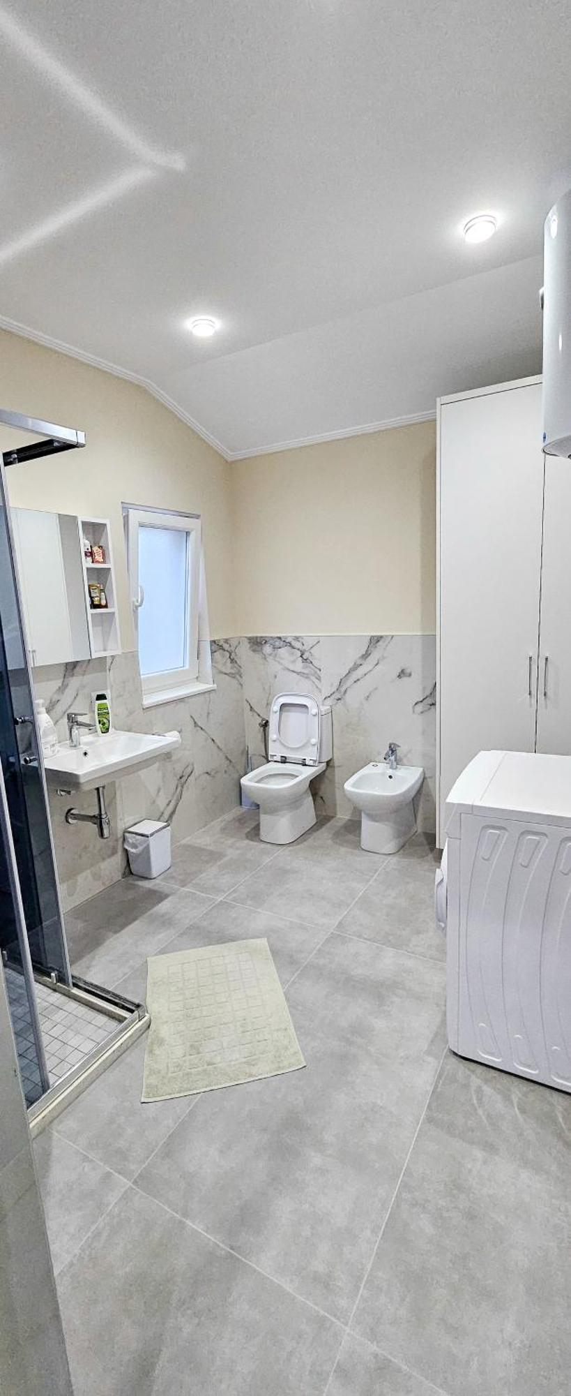 Koman_Lakeview_Apartments Шкодер Екстер'єр фото